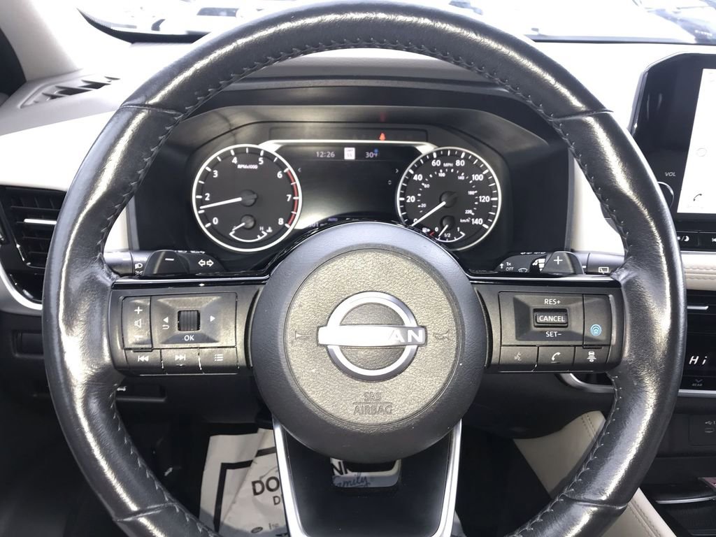 Used 2023 Nissan Rogue SL w/ SL Premium Package image 14