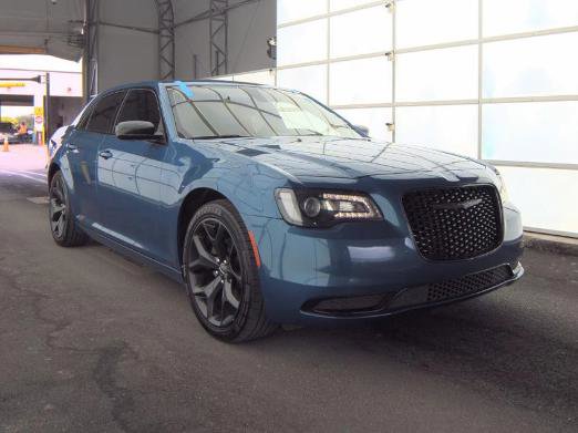 Used 2021 Chrysler 300 Touring w/ Sport Appearance Package image 3