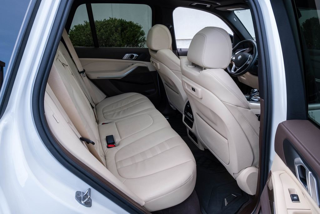 Used 2019 BMW X5 xDrive40i w/ Convenience Package image 32