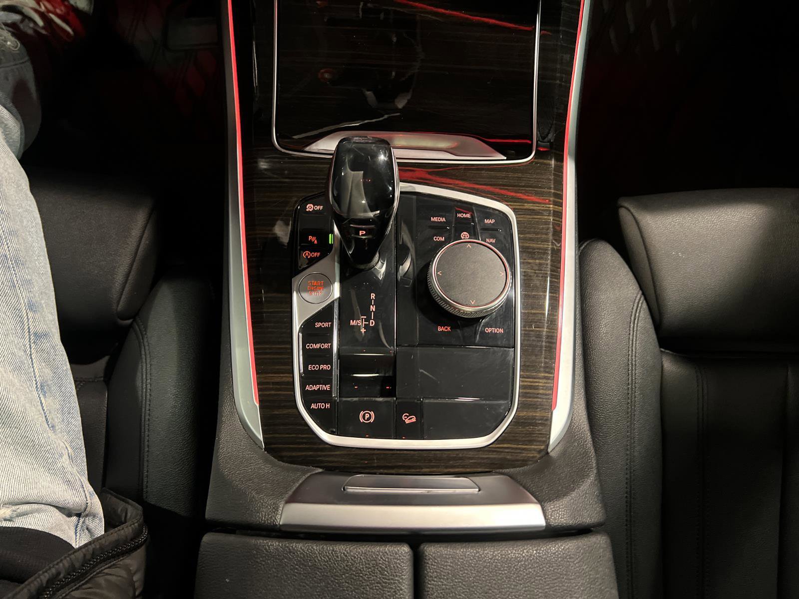 Used 2020 BMW X5 xDrive40i w/ Premium Package image 21