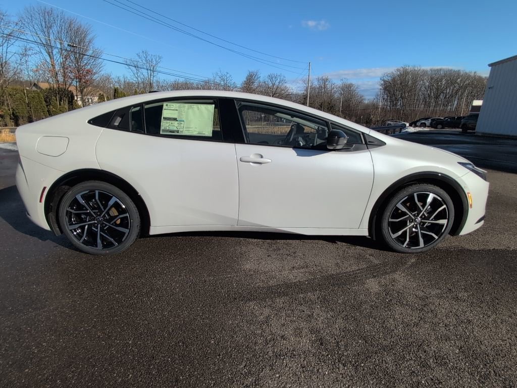 New 2026 Toyota Prius Plug-In Hybrid w/ Limited Premium Package image 7