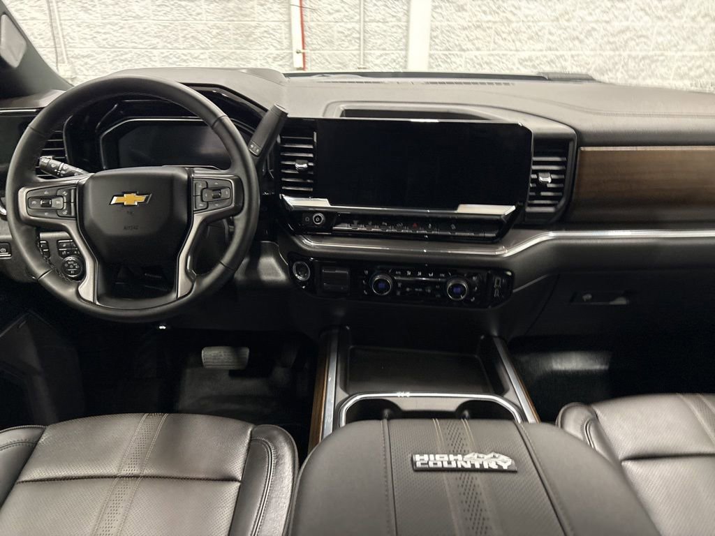 Used 2024 Chevrolet Silverado 3500 High Country w/ High Country Premium Package AWD/4WD image 14