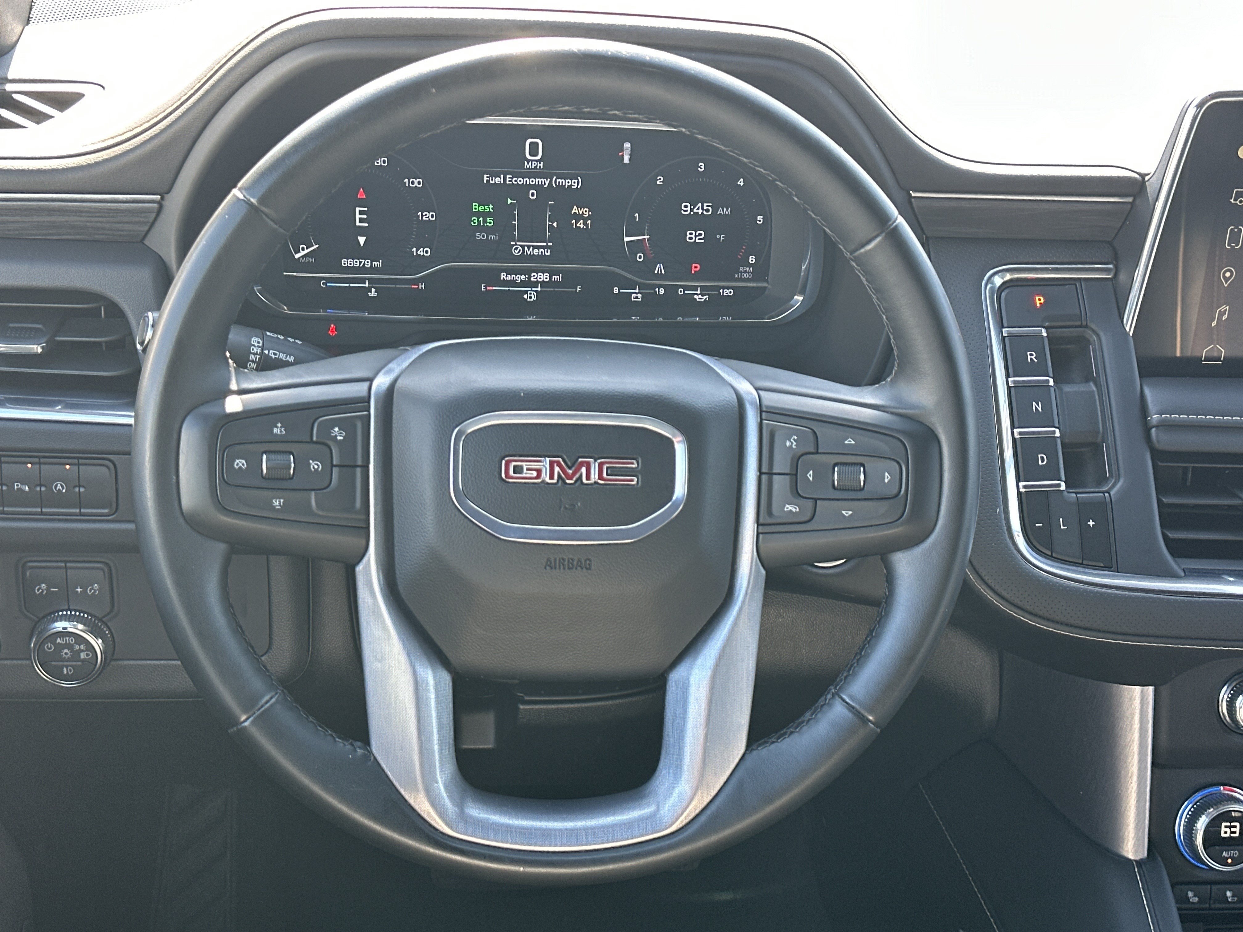 Certified 2024 GMC Yukon XL SLT RWD image 26