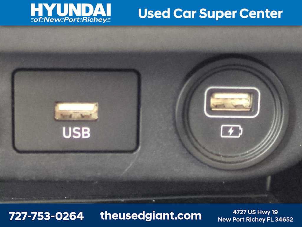 Used 2023 Hyundai Elantra SEL w/ Convenience Package FWD image 21