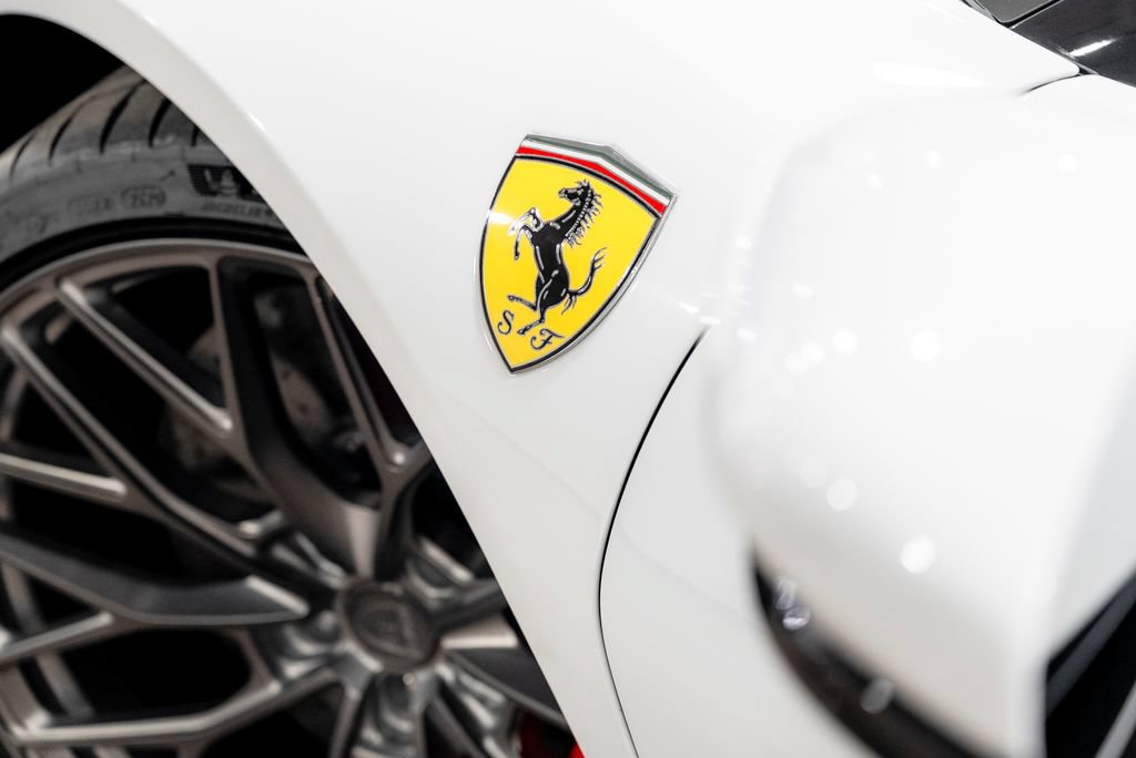 Used 2022 Ferrari SF90 Spider AWD/4WD image 12