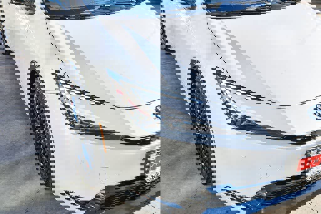 New 2026 Toyota Prius Nightshade image 4