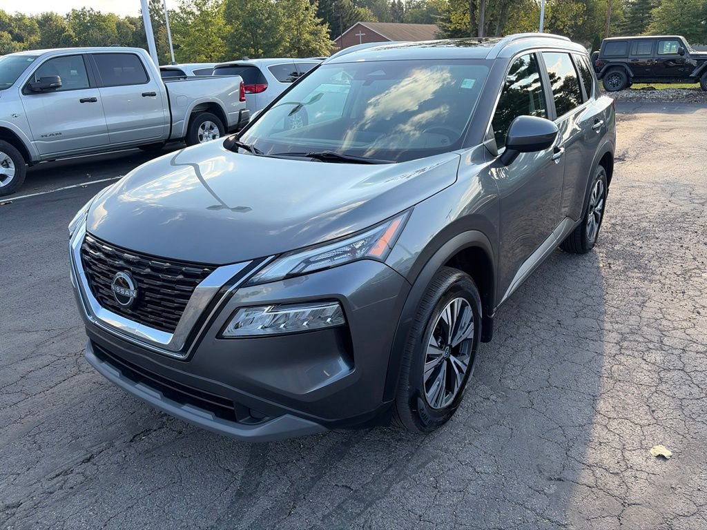 Used 2023 Nissan Rogue SV w/ SV Premium B Package AWD/4WD image 2