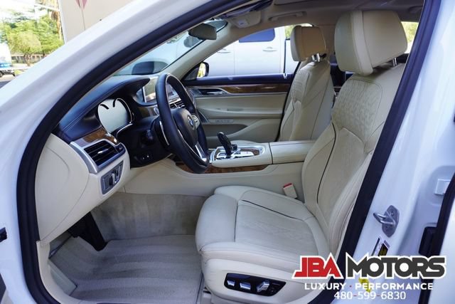 Used 2018 BMW 750i RWD image 93