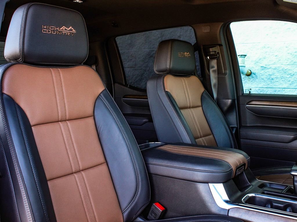 Used 2025 Chevrolet Silverado 1500 High Country image 39