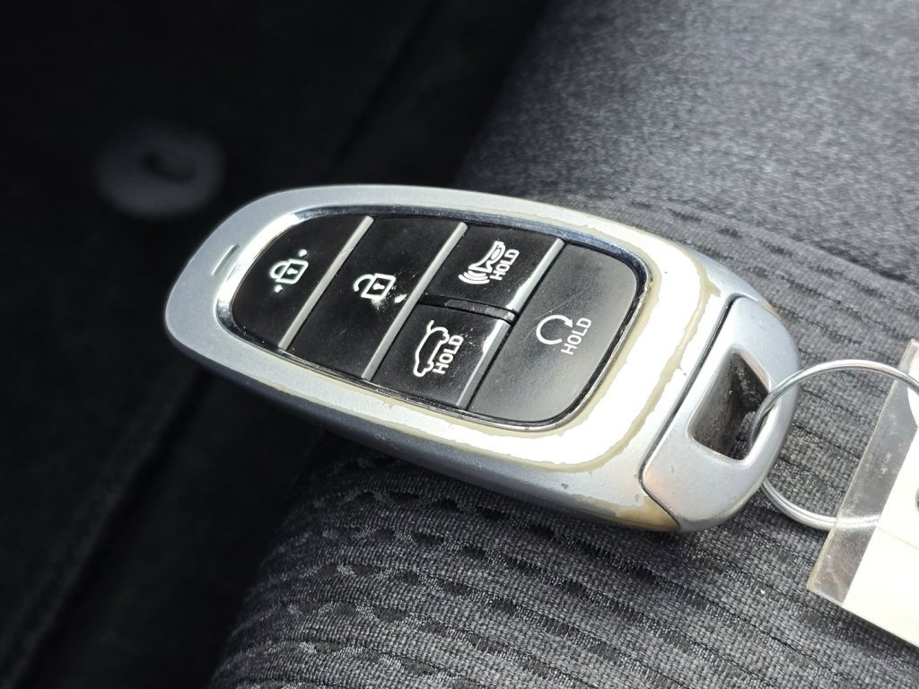 Used 2021 Hyundai Santa Fe SEL w/ Convenience Package image 34