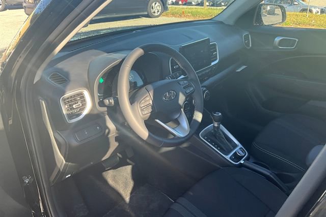 Certified 2026 Hyundai Venue SEL FWD image 7