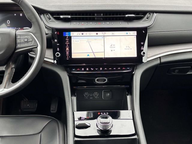 New 2026 Jeep Grand Cherokee L Limited AWD/4WD image 12