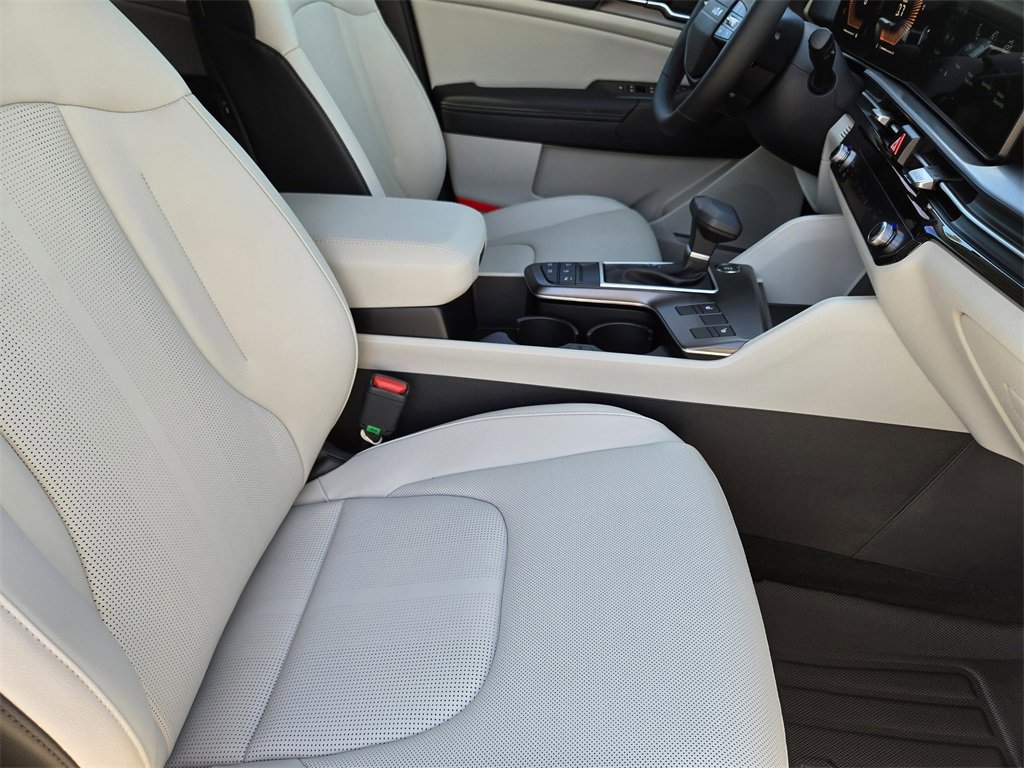 New 2026 Kia Sportage EX w/ EX Panorama Roof Package image 10