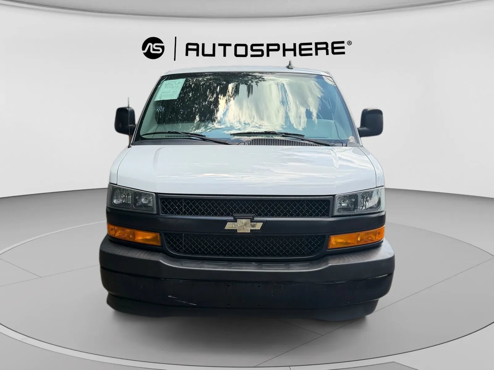 Used 2020 Chevrolet Express 2500 w/ Driver Convenience Package RWD image 2
