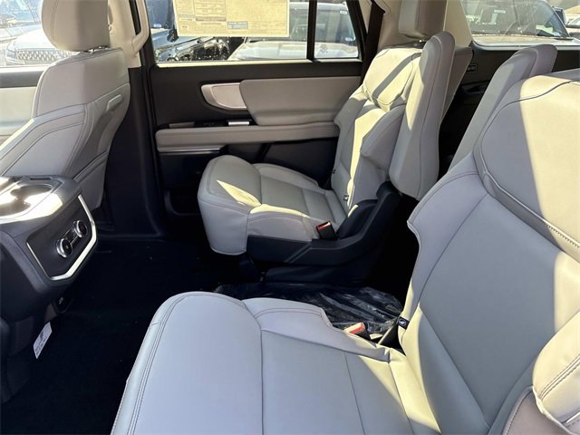 New 2025 Ford Expedition Max Active image 21