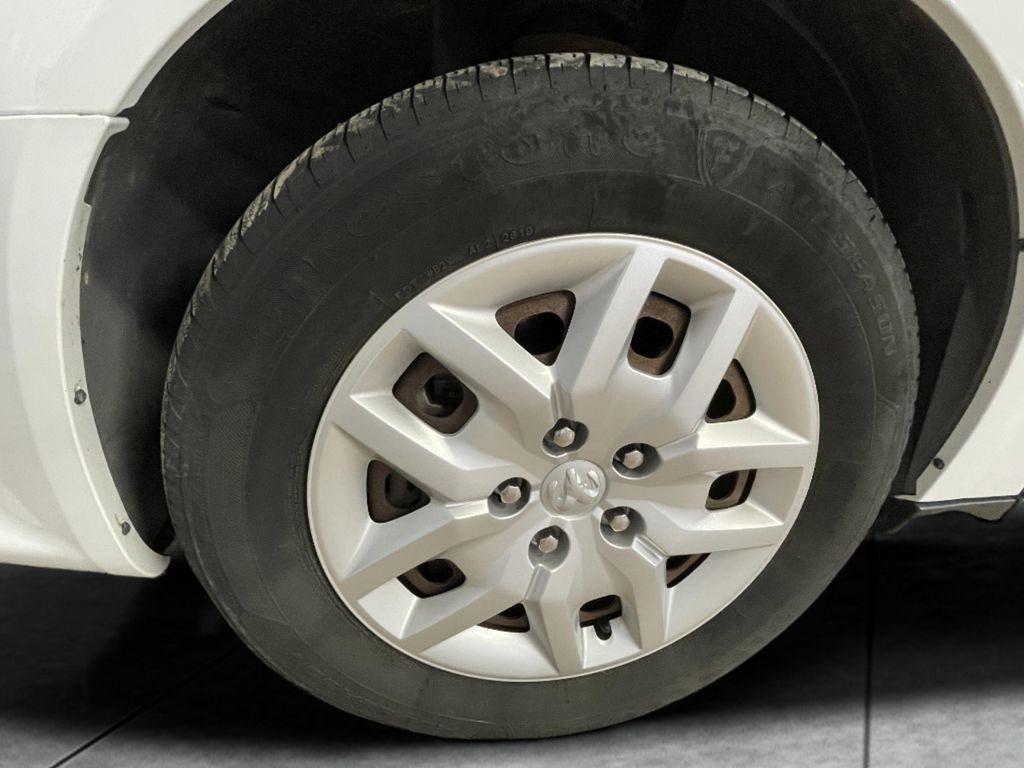 Used 2015 RAM C/V Tradesman w/ UConnect Hands-Free Group image 9