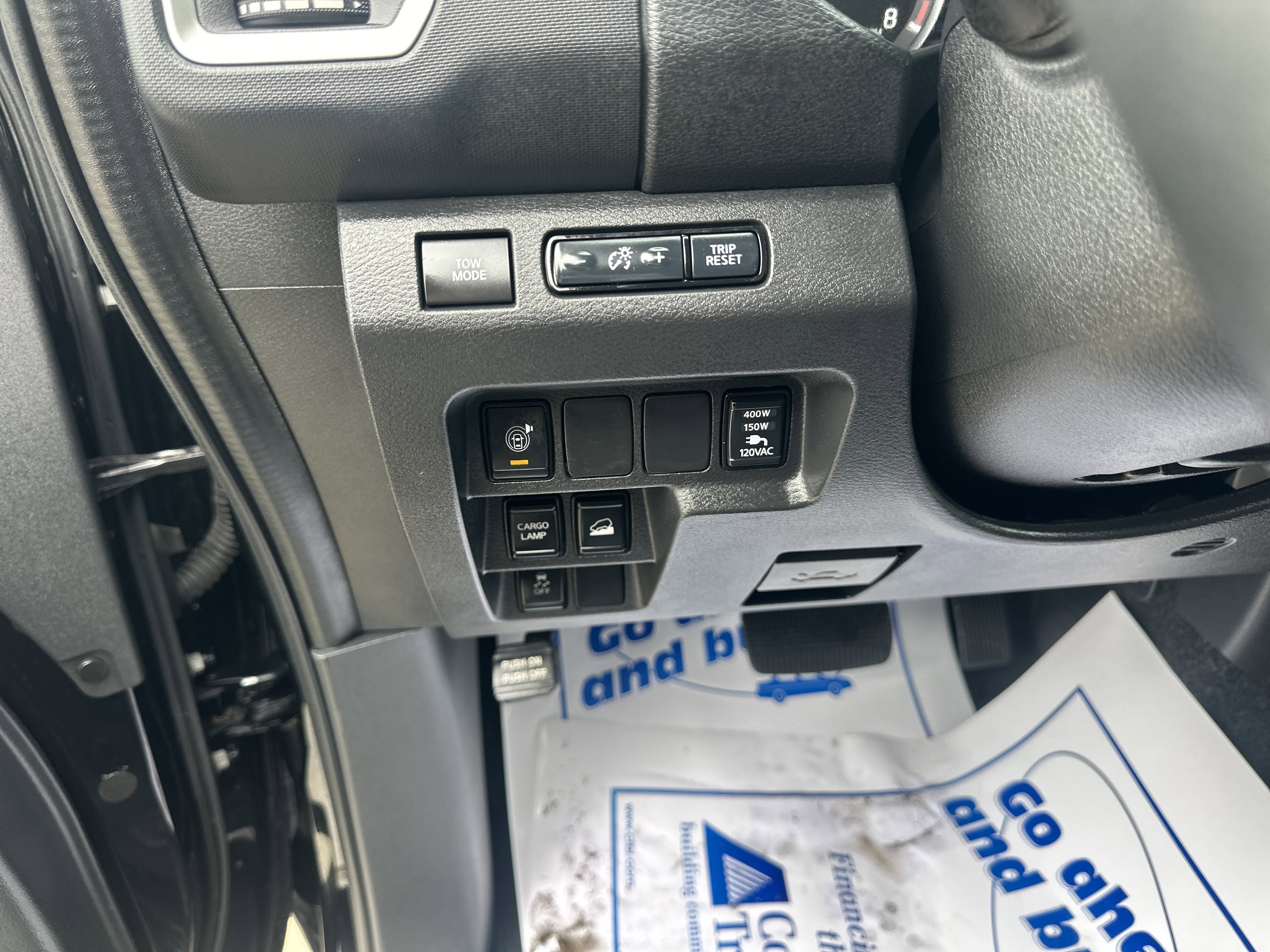Used 2022 Nissan Frontier SV AWD/4WD image 17