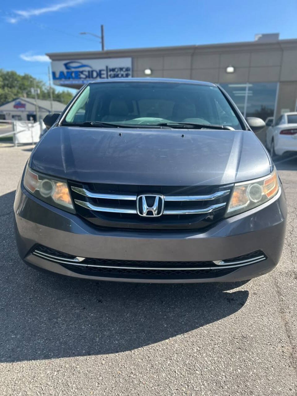 Used 2016 Honda Odyssey EX image 2