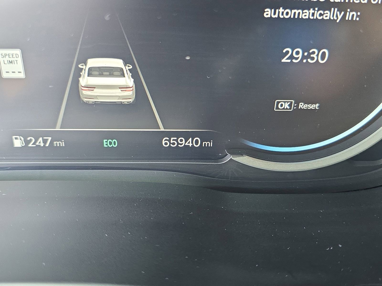 Used 2023 Genesis G80 2.5T image 27