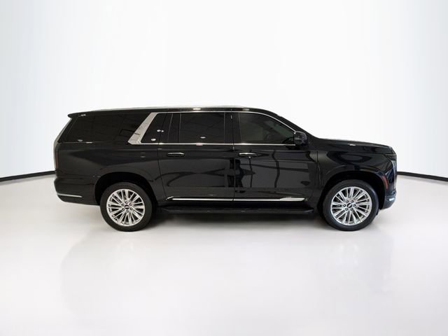 Certified 2025 Cadillac Escalade ESV Premium Luxury image 8