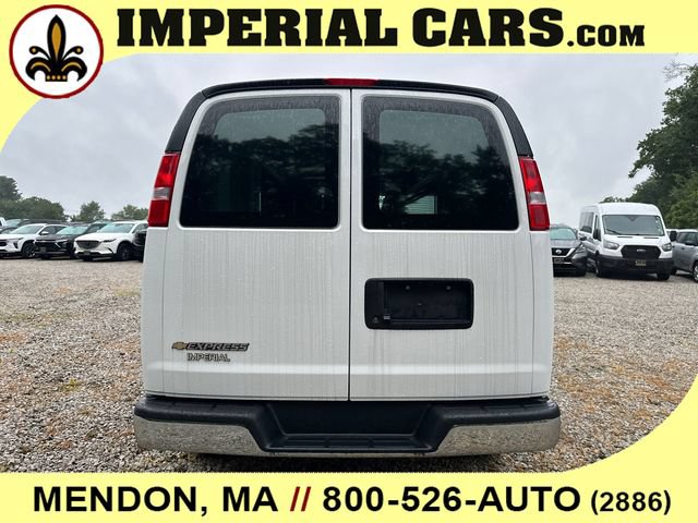 New 2026 Chevrolet Express 3500 Extended w/ Driver Convenience Package RWD image 10