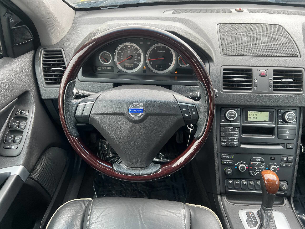 Used 2013 Volvo XC90 3.2 AWD/4WD image 35