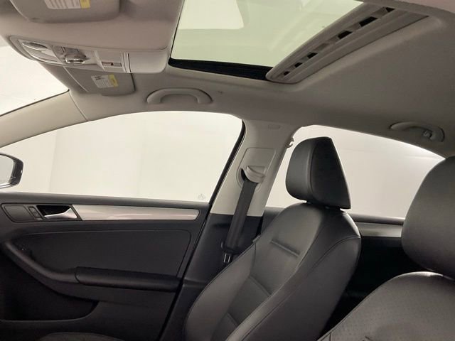 Used 2016 Volkswagen Jetta SE FWD image 15