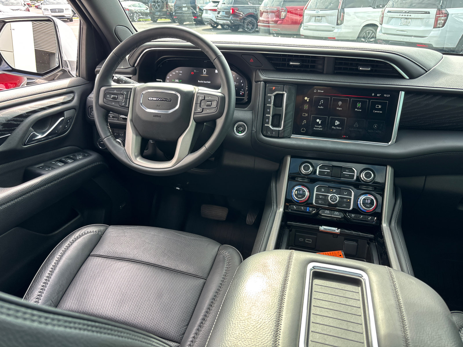 Used 2023 GMC Yukon Denali w/ Max Trailering Package AWD/4WD image 29