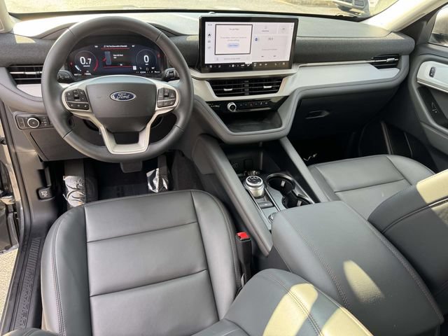 Used 2026 Ford Explorer Active w/ Active Comfort Package AWD/4WD image 19