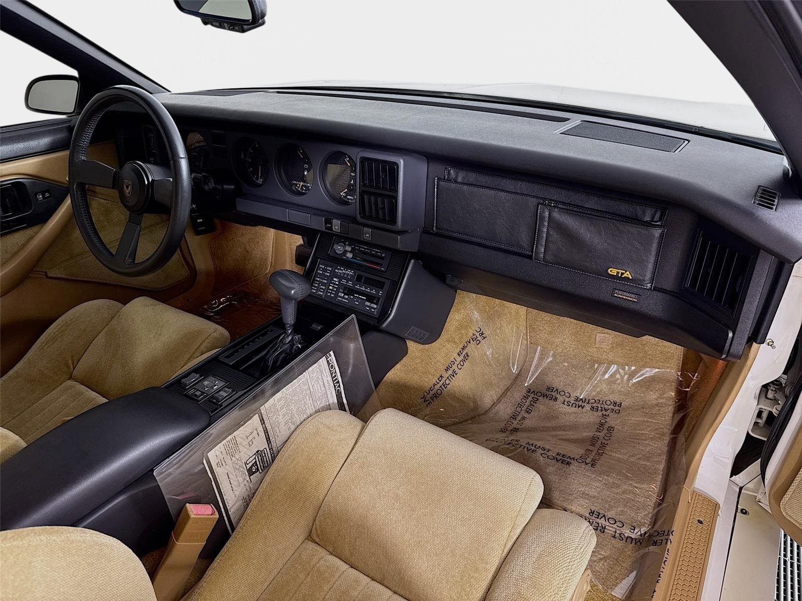 Used 1987 Pontiac Firebird Trans Am RWD image 22