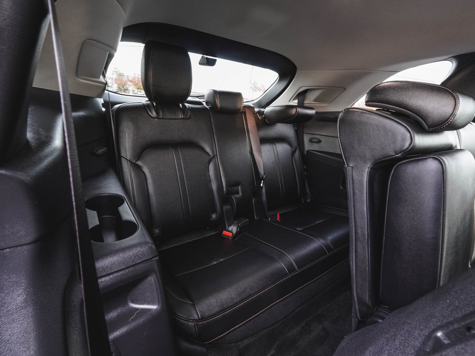 Used 2024 MAZDA CX-90 Plug-In Hybrid w/ Preferred image 34