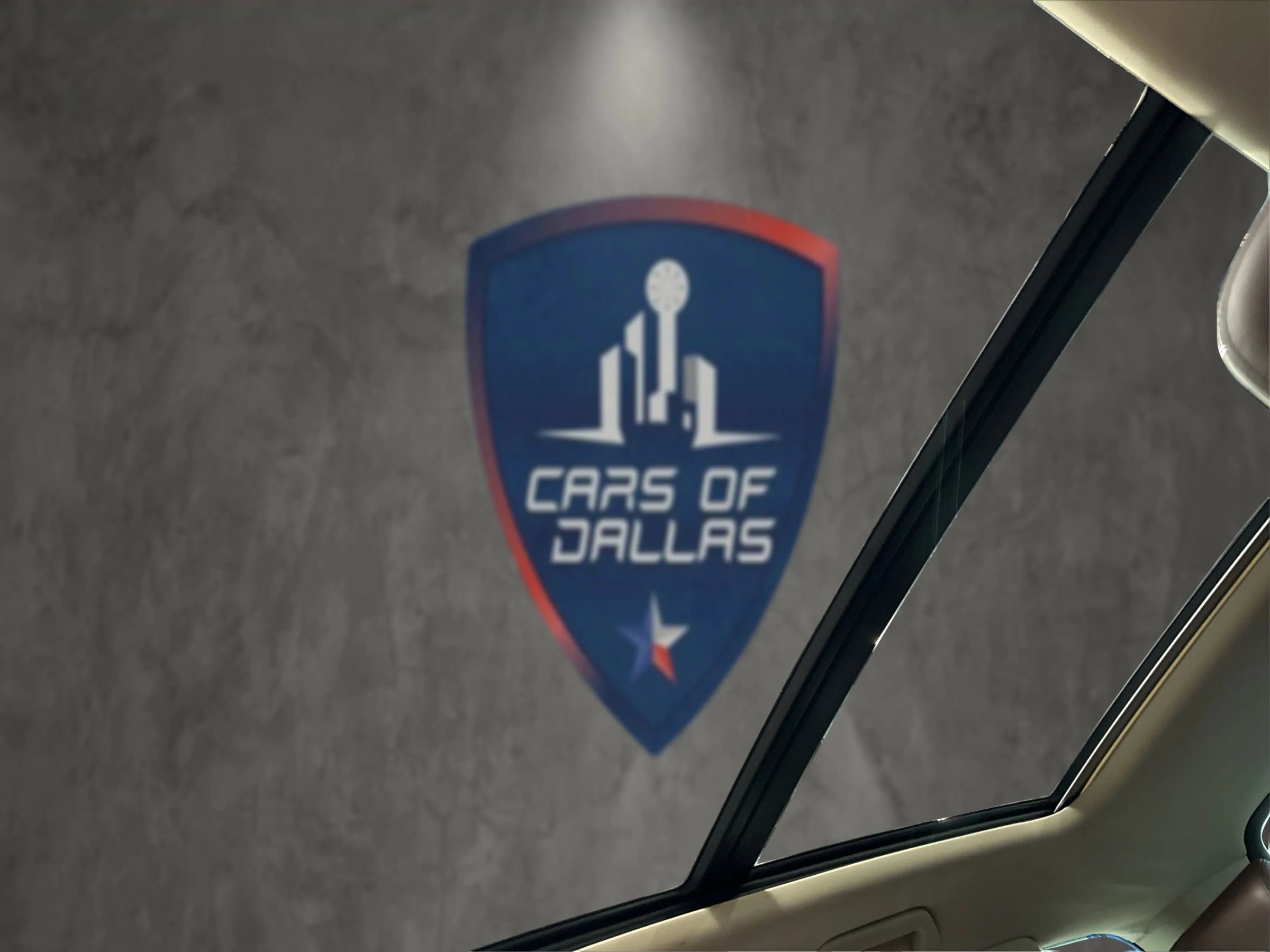 Used 2013 Volkswagen Touareg TDI image 39