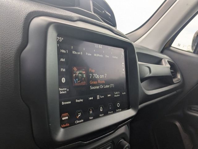 Used 2023 Jeep Renegade Latitude image 30