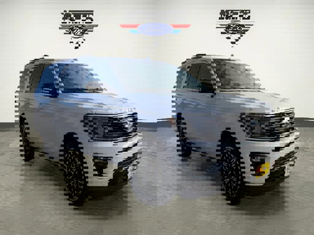 Used 2021 Ford Expedition Limited image 7