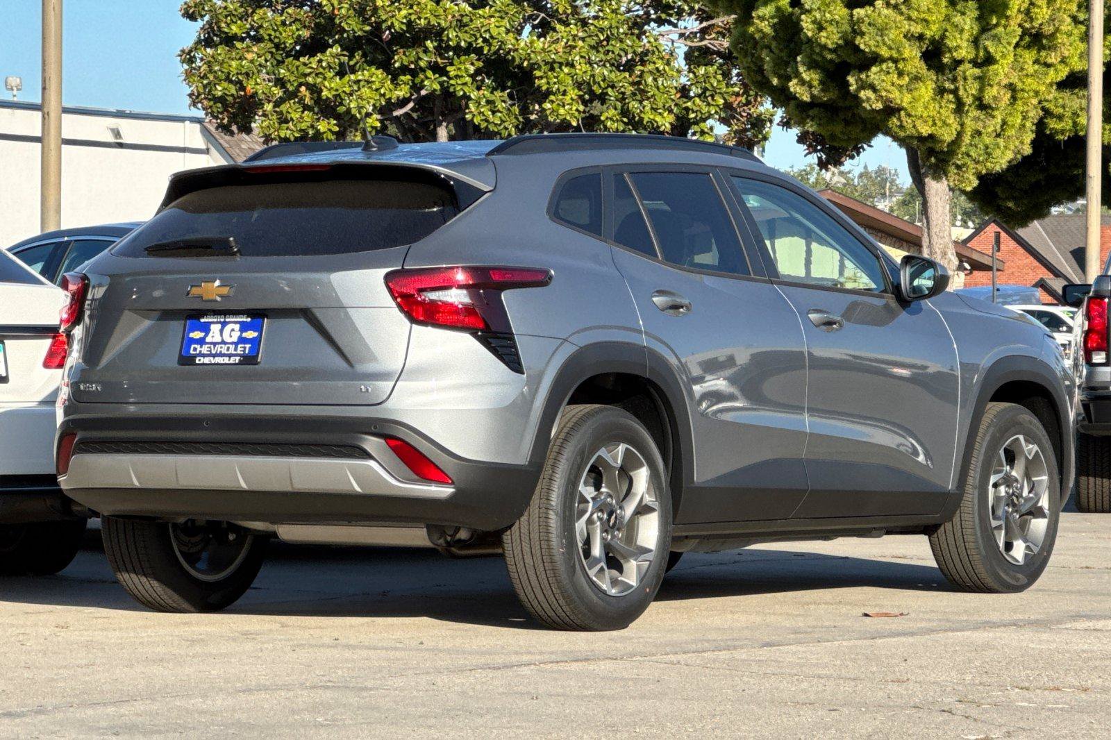 Used 2026 Chevrolet Trax LT w/ Driver Confidence Package FWD image 6