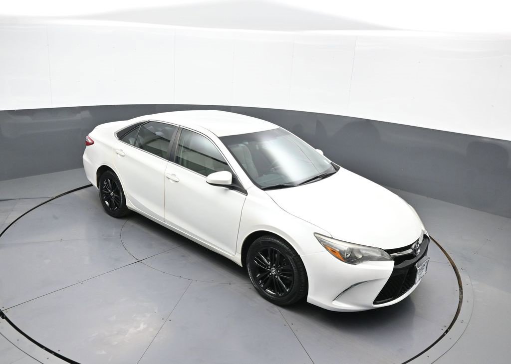 Used 2015 Toyota Camry SE image 34