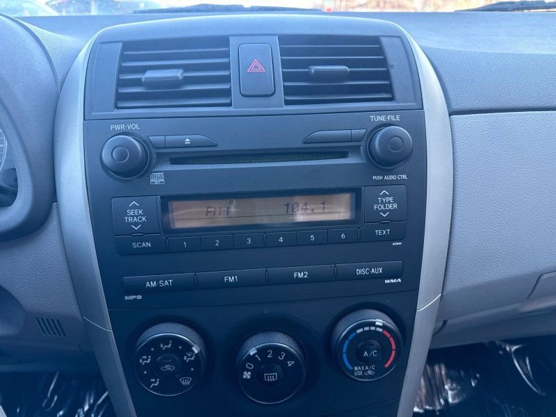 Used 2009 Toyota Corolla image 25