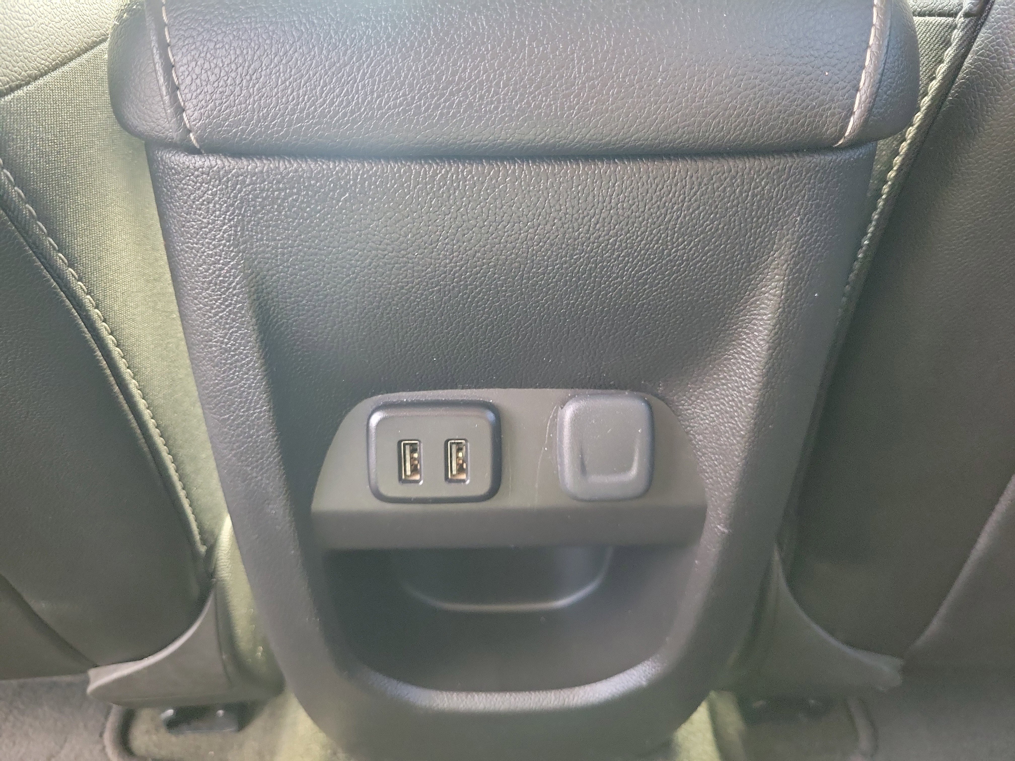 Used 2017 GMC Canyon SLT w/ Driver Alert Package image 14