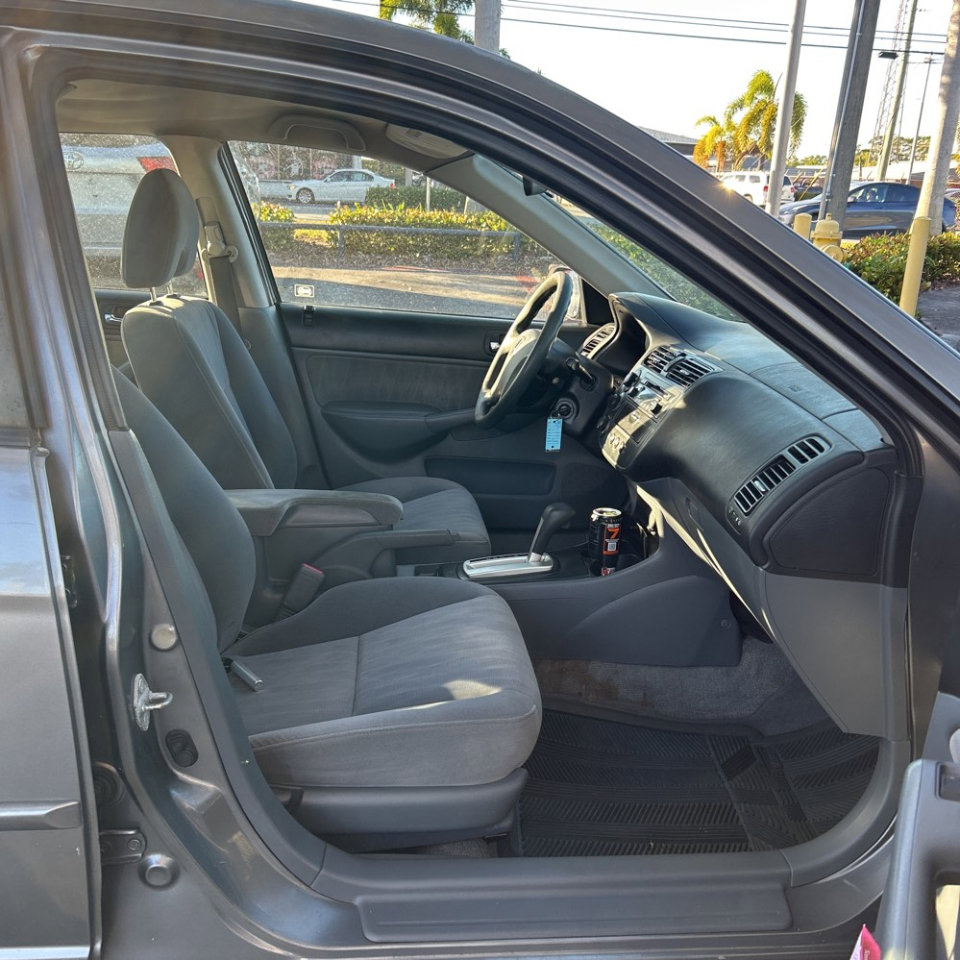 Used 2004 Honda Civic LX image 16