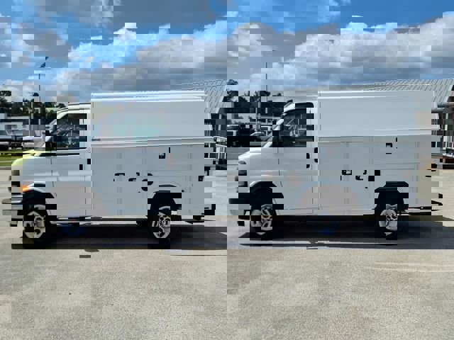 New 2024 GMC Savana 3500 w/ Power Convenience Package image 8