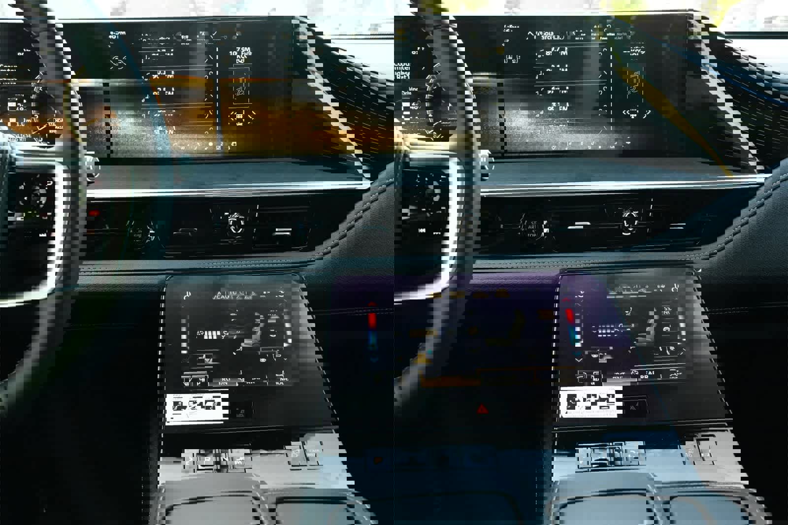 New 2025 INFINITI QX80 Sensory image 13