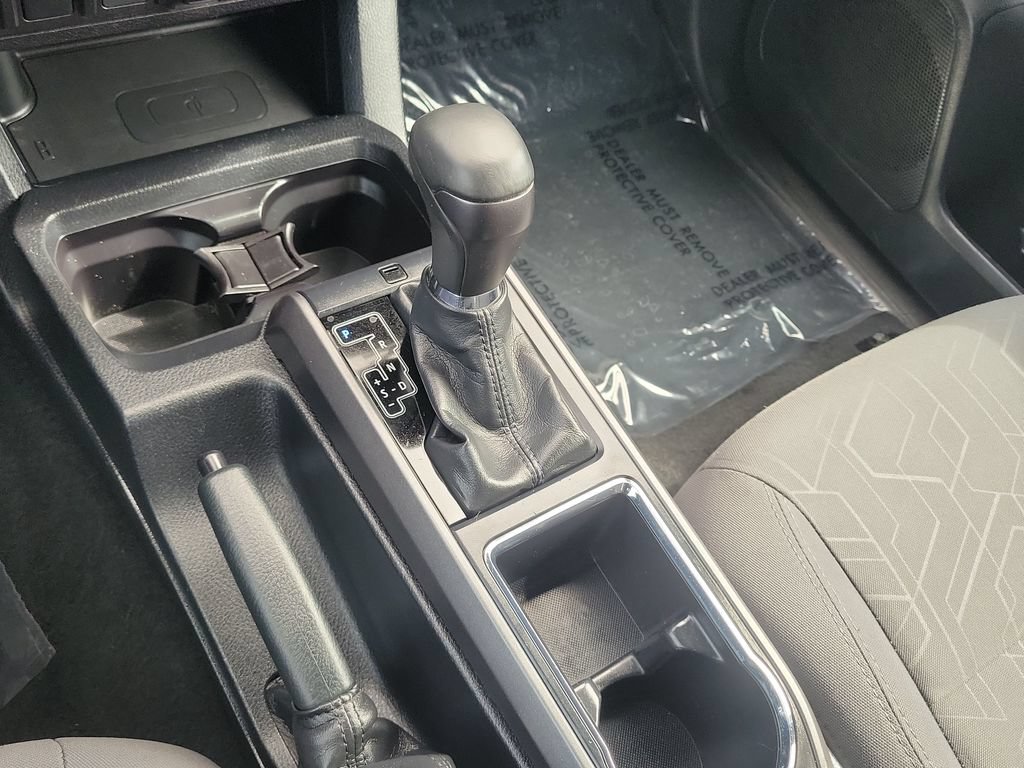 Used 2019 Toyota Tacoma TRD Sport AWD/4WD image 18