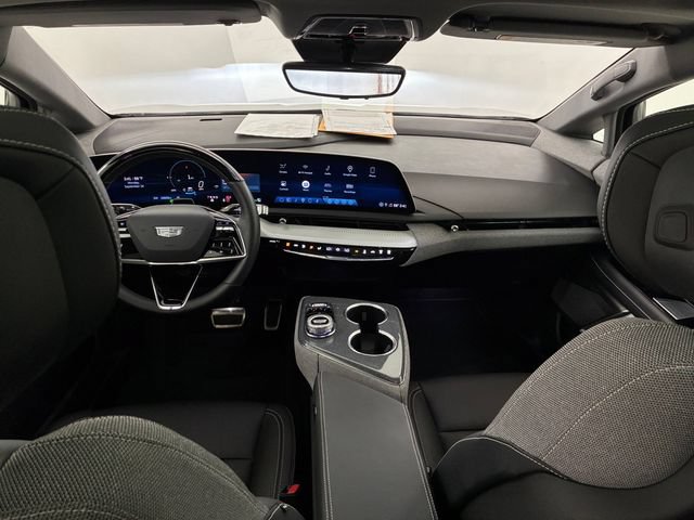 Certified 2025 Cadillac Optiq Luxury 1 AWD/4WD image 20