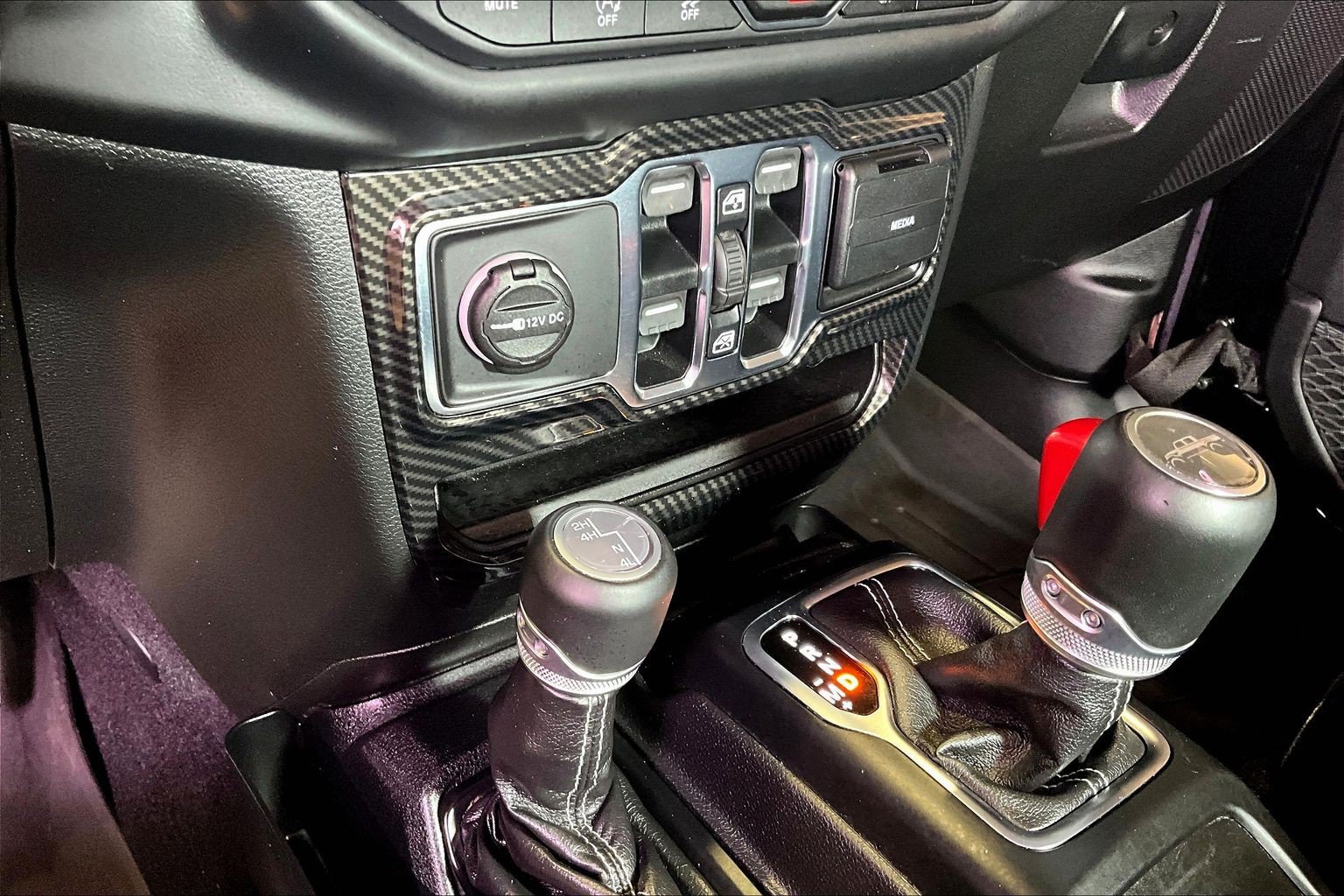 Used 2021 Jeep Gladiator Overland w/ Popular Equipment Package AWD/4WD image 17