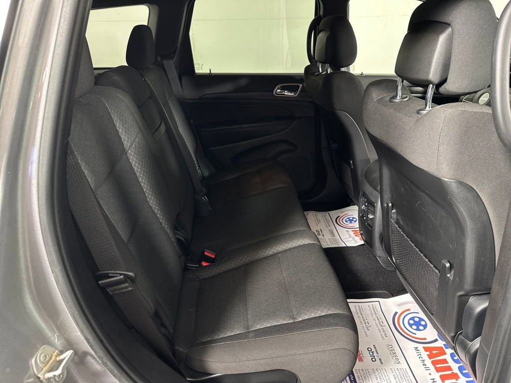 Used 2020 Jeep Grand Cherokee Laredo image 20