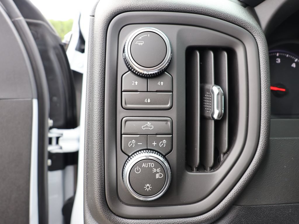 New 2026 GMC Sierra 3500 Pro AWD/4WD image 12