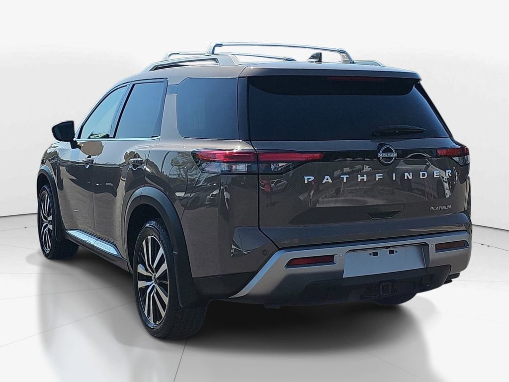 Used 2024 Nissan Pathfinder Platinum w/ Cargo Package image 7