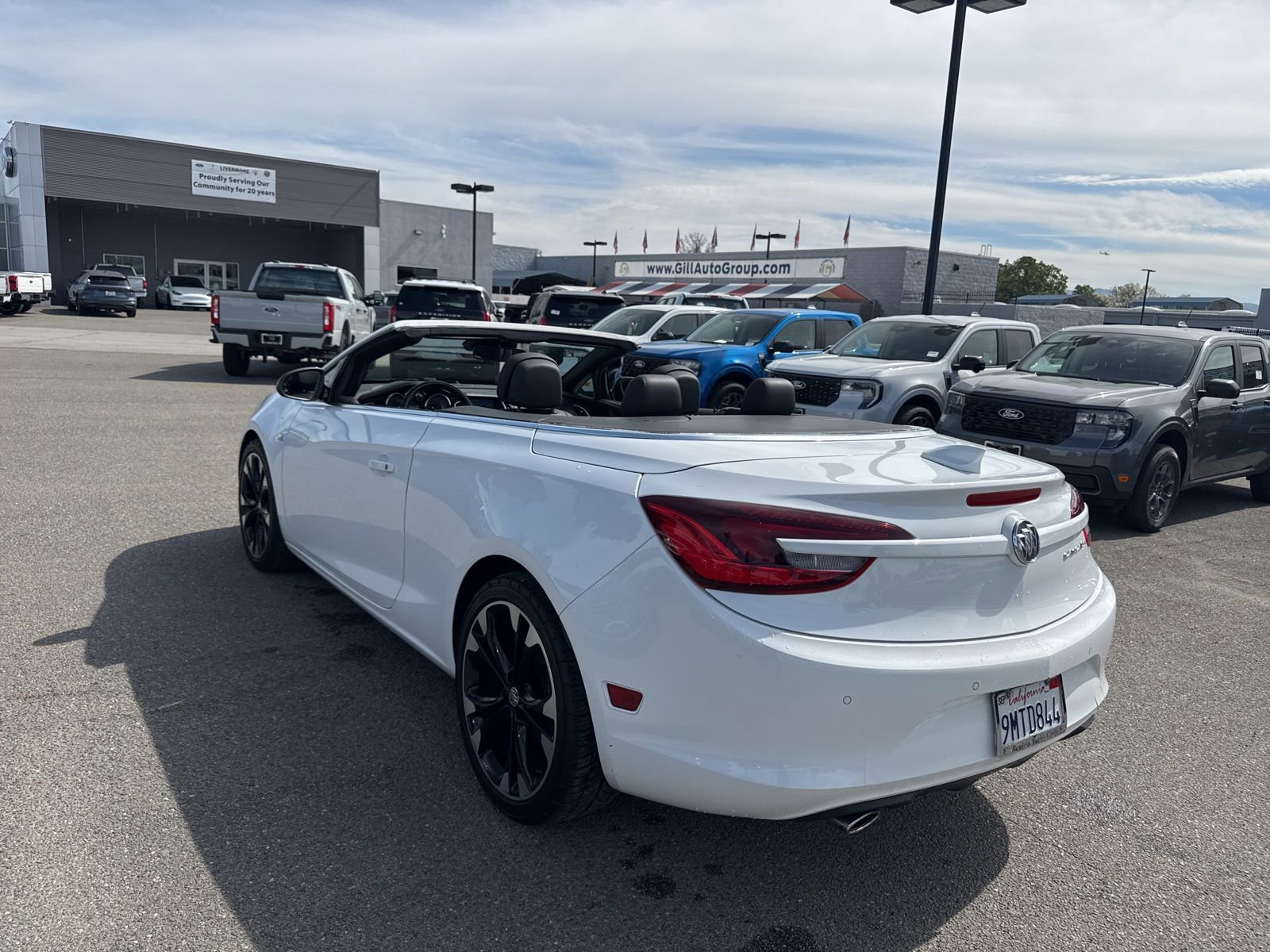Used 2019 Buick Cascada Sport Touring w/ Dark Effects Package image 26