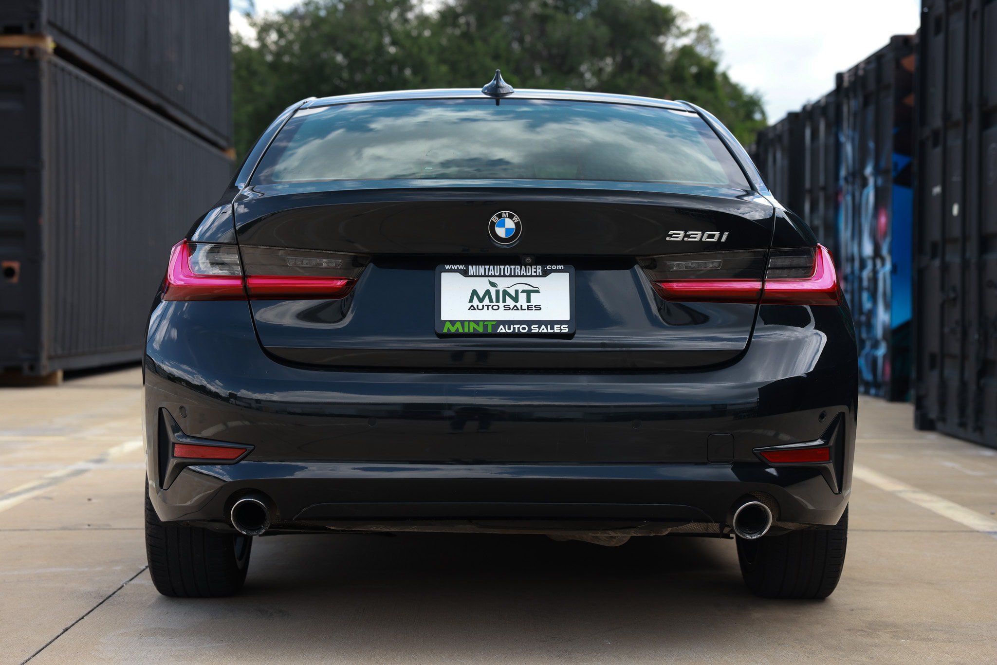 Used 2020 BMW 330i Sedan w/ Convenience Package RWD image 8