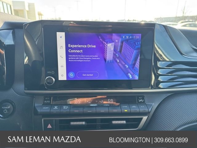 Used 2025 Toyota Camry SE image 19